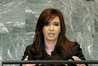 阿根廷总统呼吁改革主权债务重组国际机制